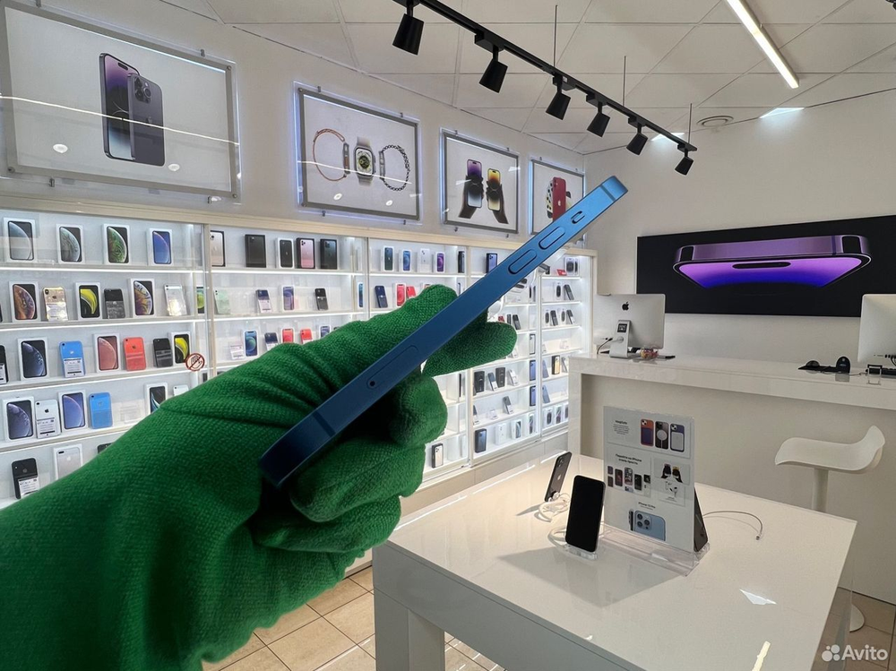 iPhone 13, 128 ГБ б/у