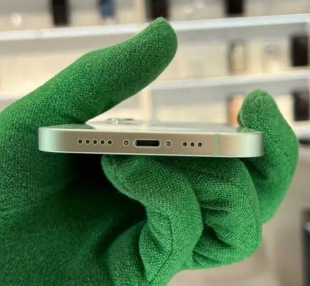iPhone 12 64 ГБ б/у