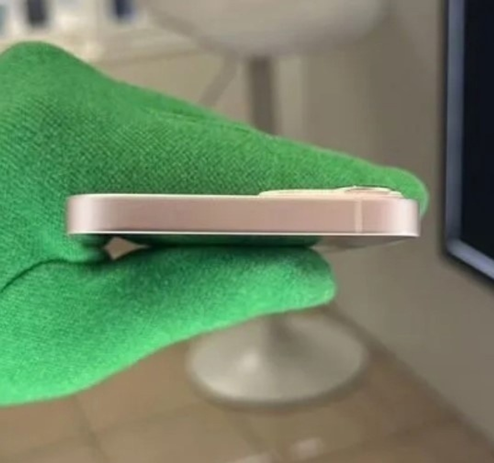 iPhone 13, 256 ГБ б/у