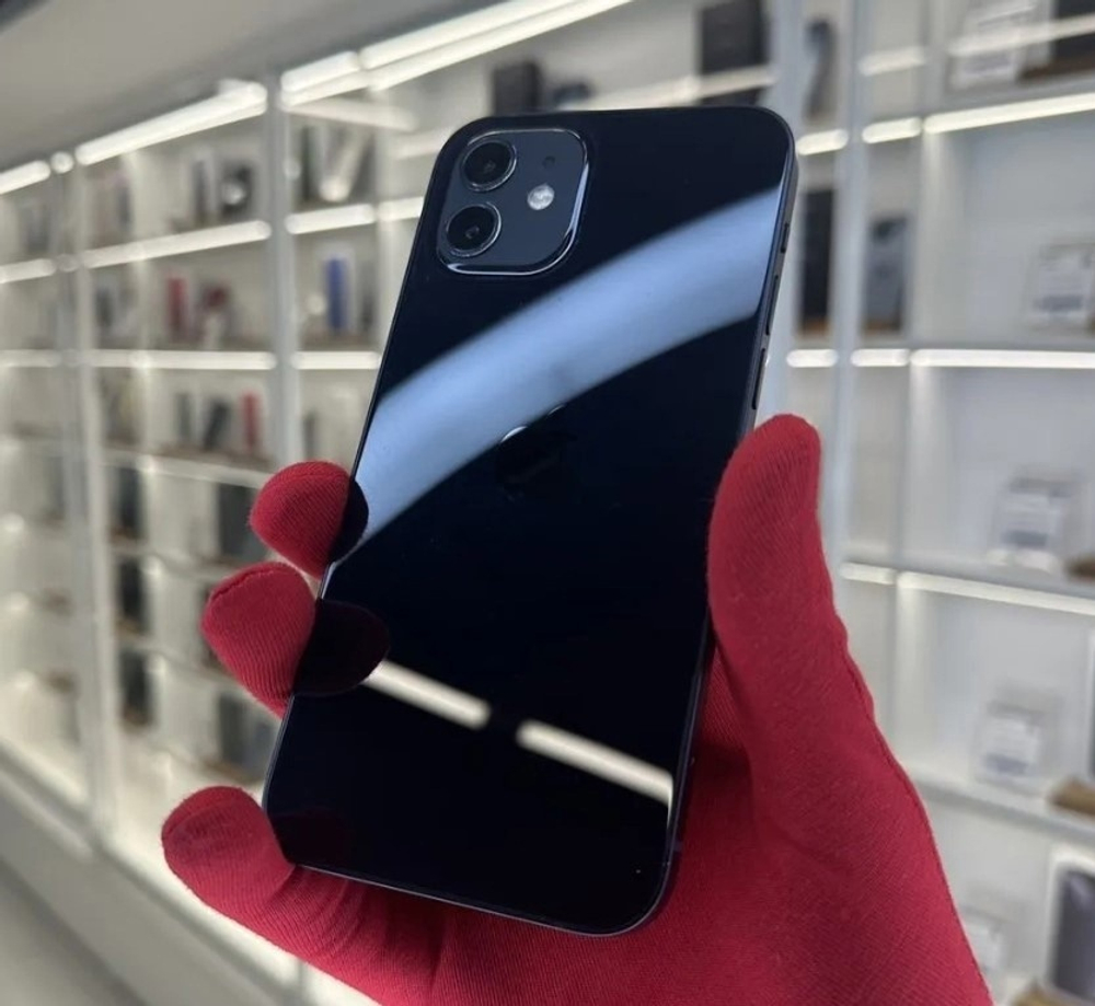 iPhone 12, 64 ГБ б/у