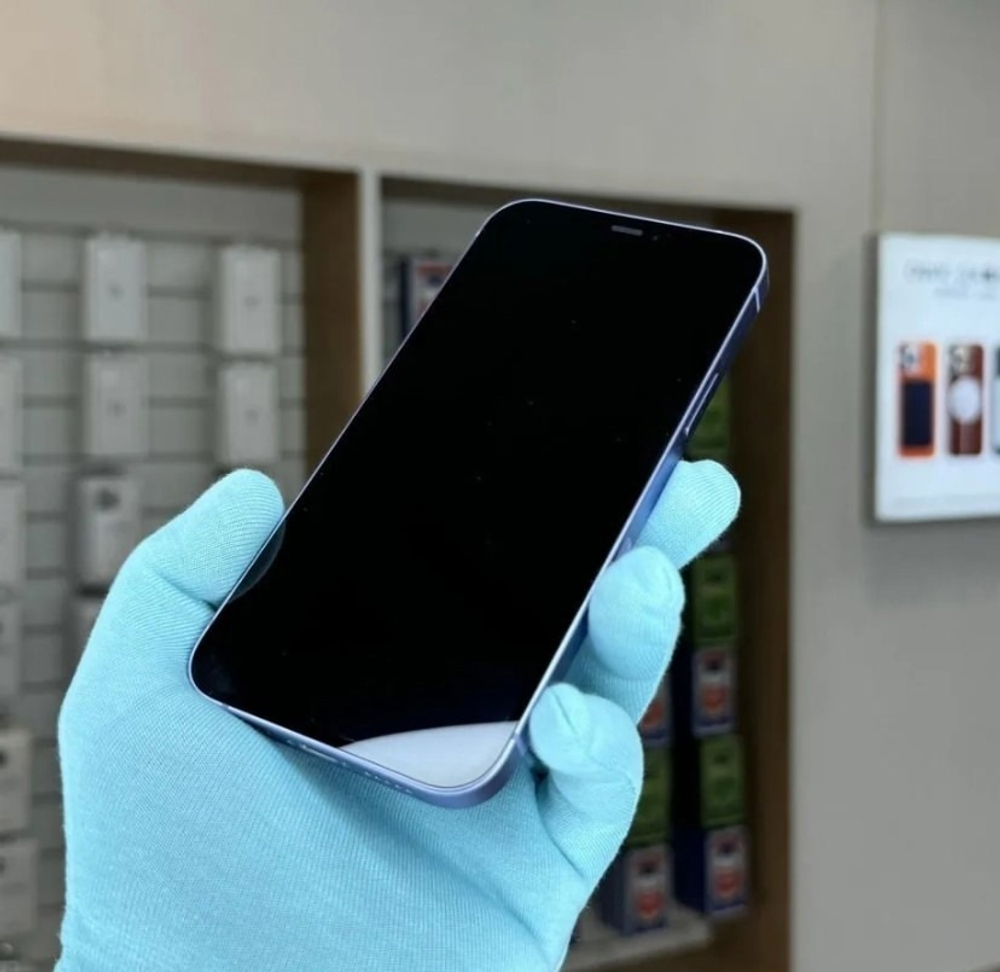 iPhone 12, 128 ГБ б/у