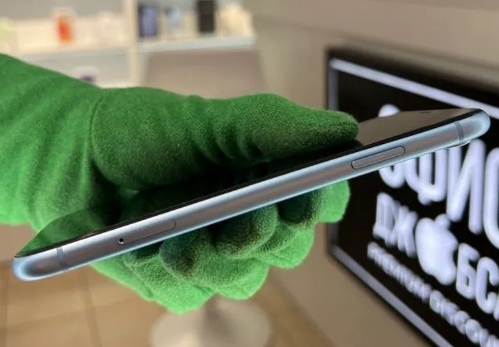 iPhone XR, 256 ГБ б/у