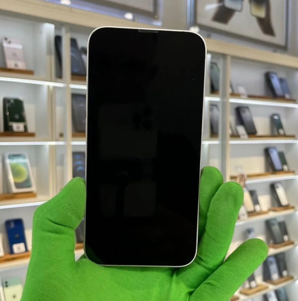 iPhone 13, 128 ГБ б/у