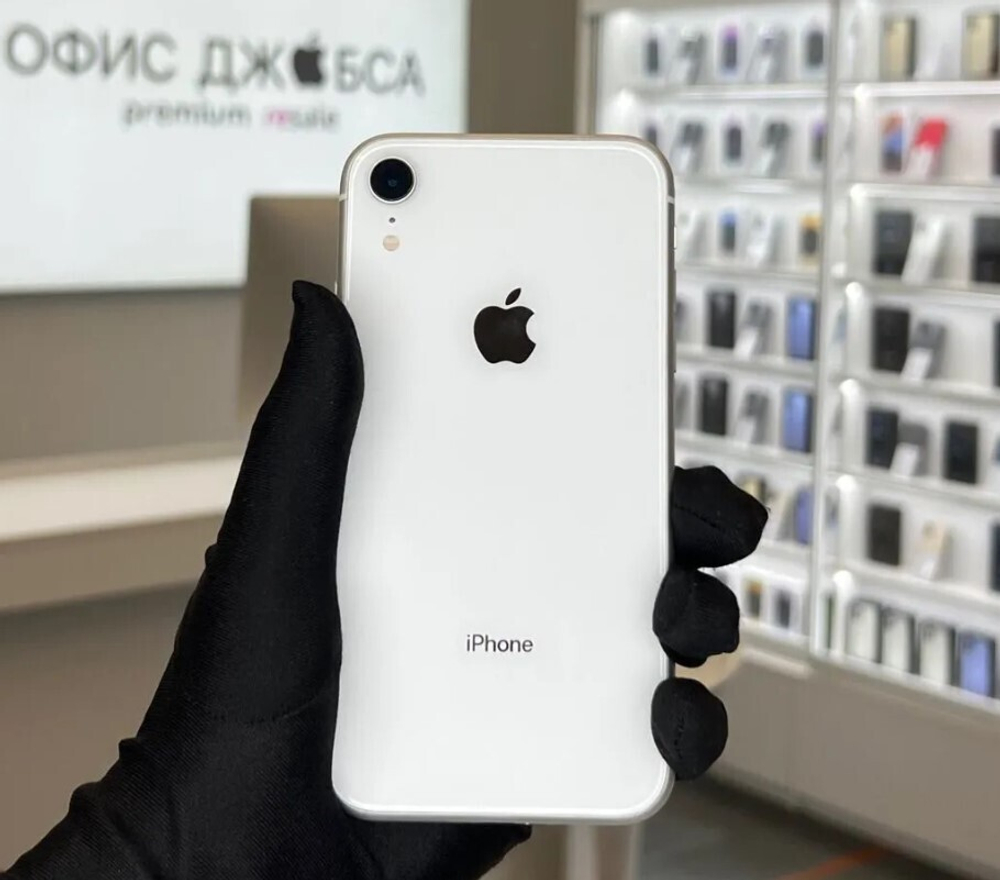 iPhone XR, 64 ГБ б/у