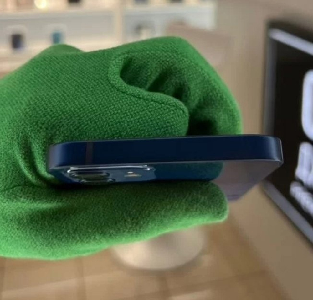 iPhone 12 64 ГБ б/у