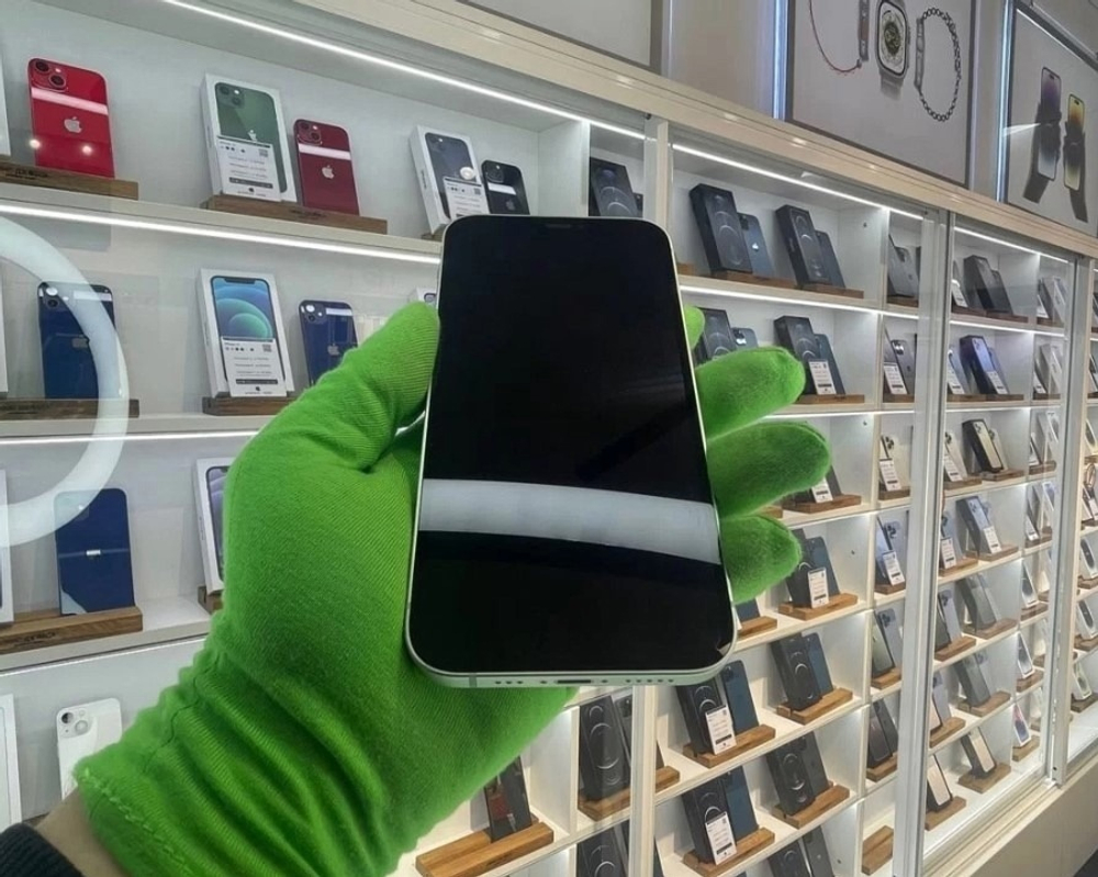 iPhone 12, 128 ГБ б/у
