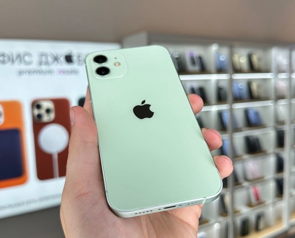 iPhone 12, 256 ГБ б/у