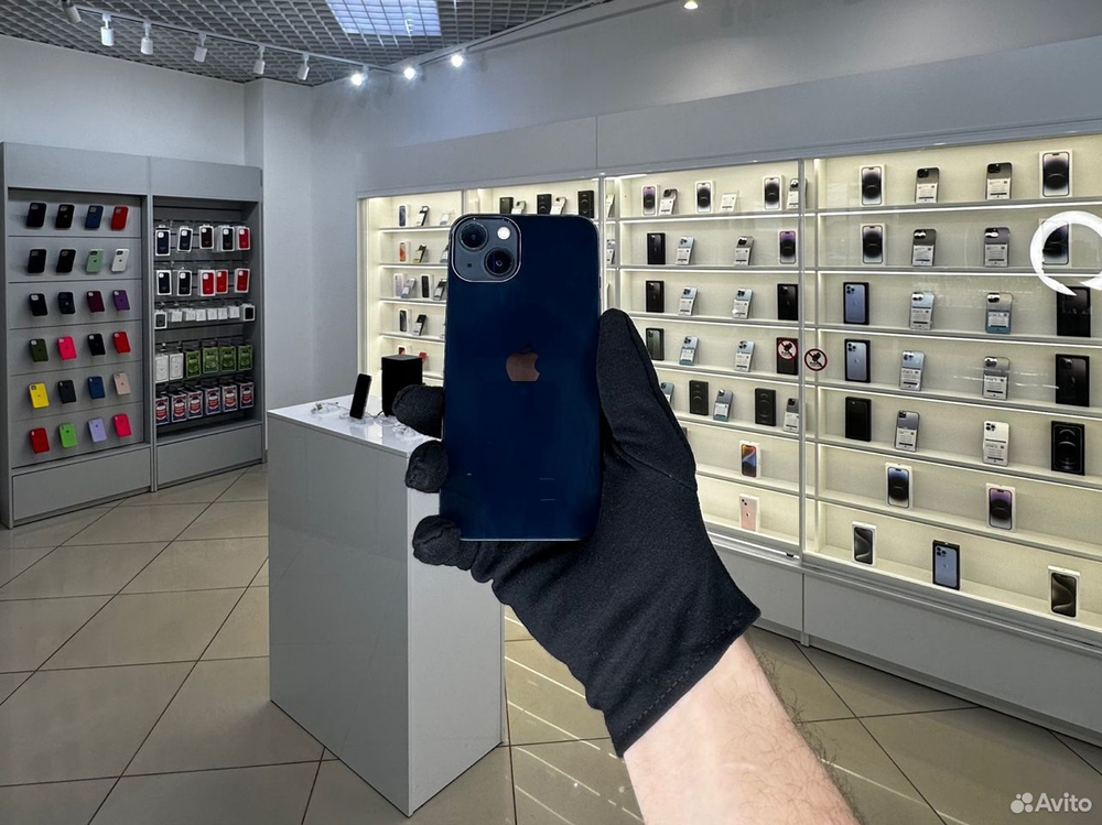 iPhone 13, 128 ГБ б/у