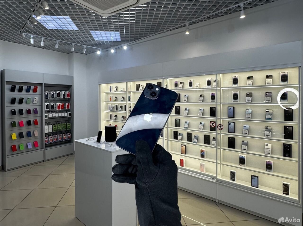 iPhone 14, 128 ГБ б/у