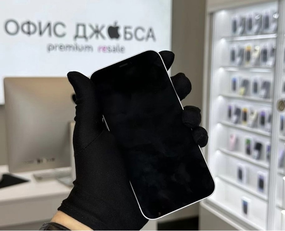 iPhone 12, 256 ГБ б/у