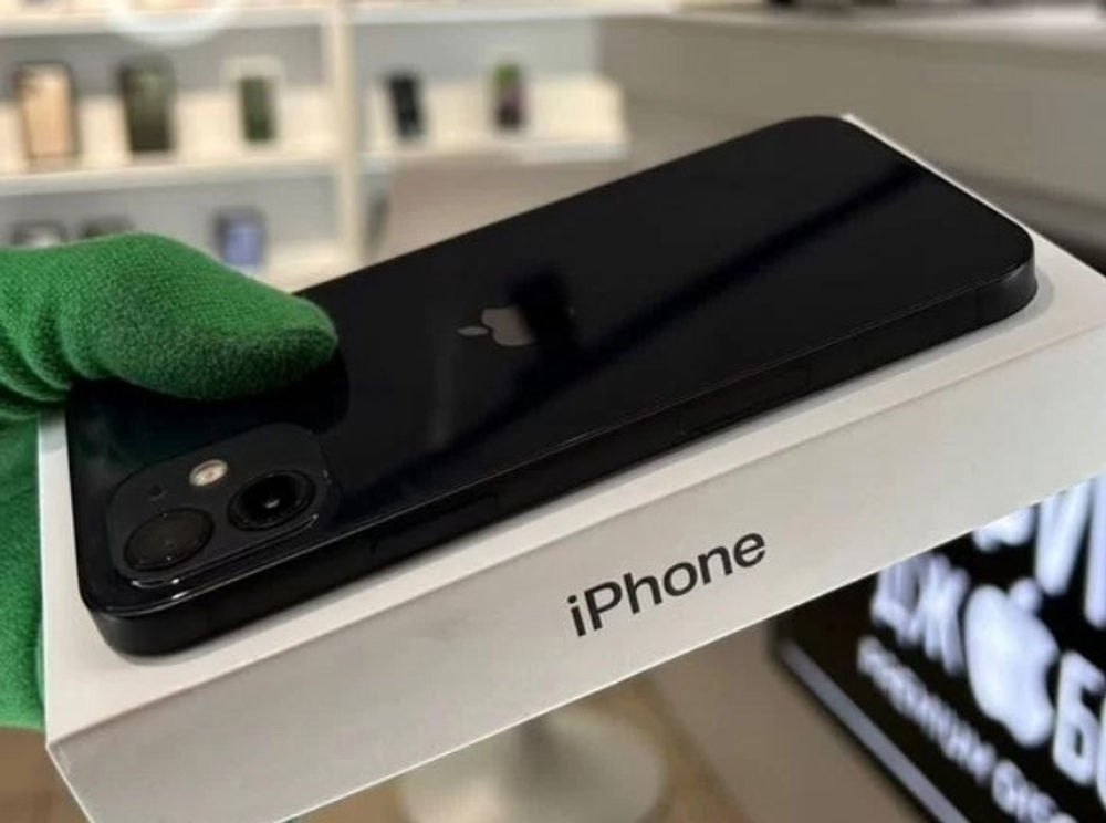 iPhone 12 64 ГБ б/у