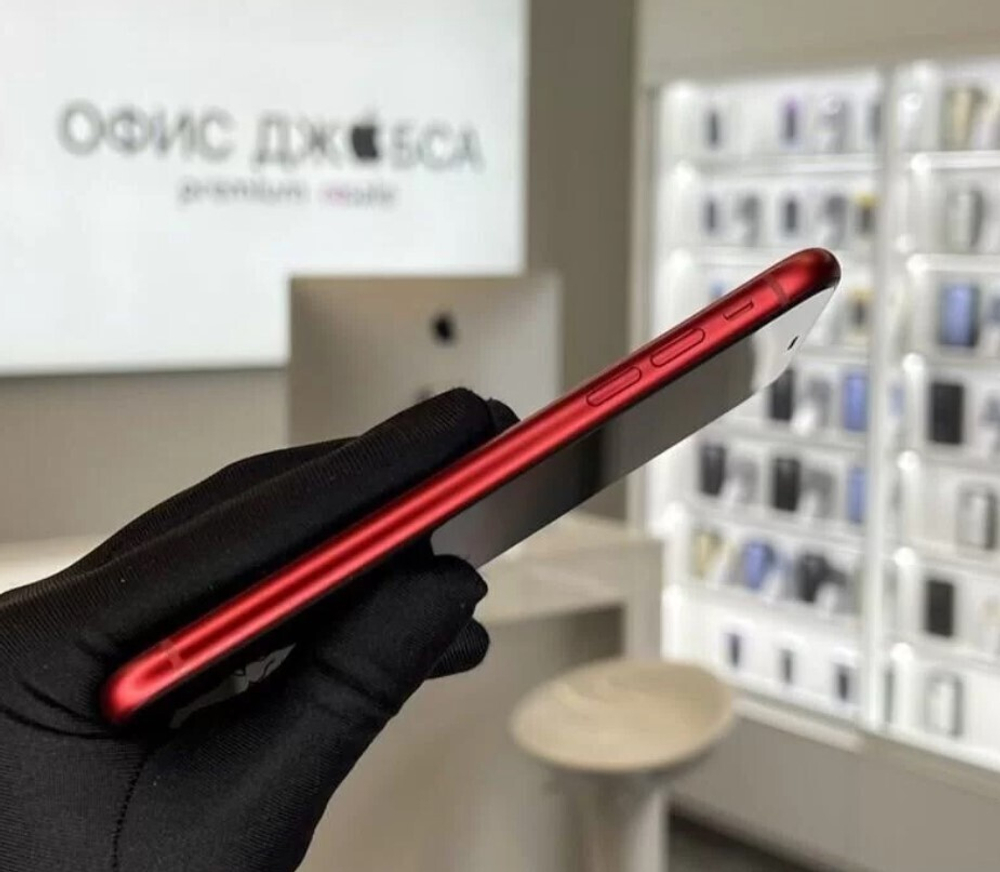 iPhone XR, 128 ГБ б/у