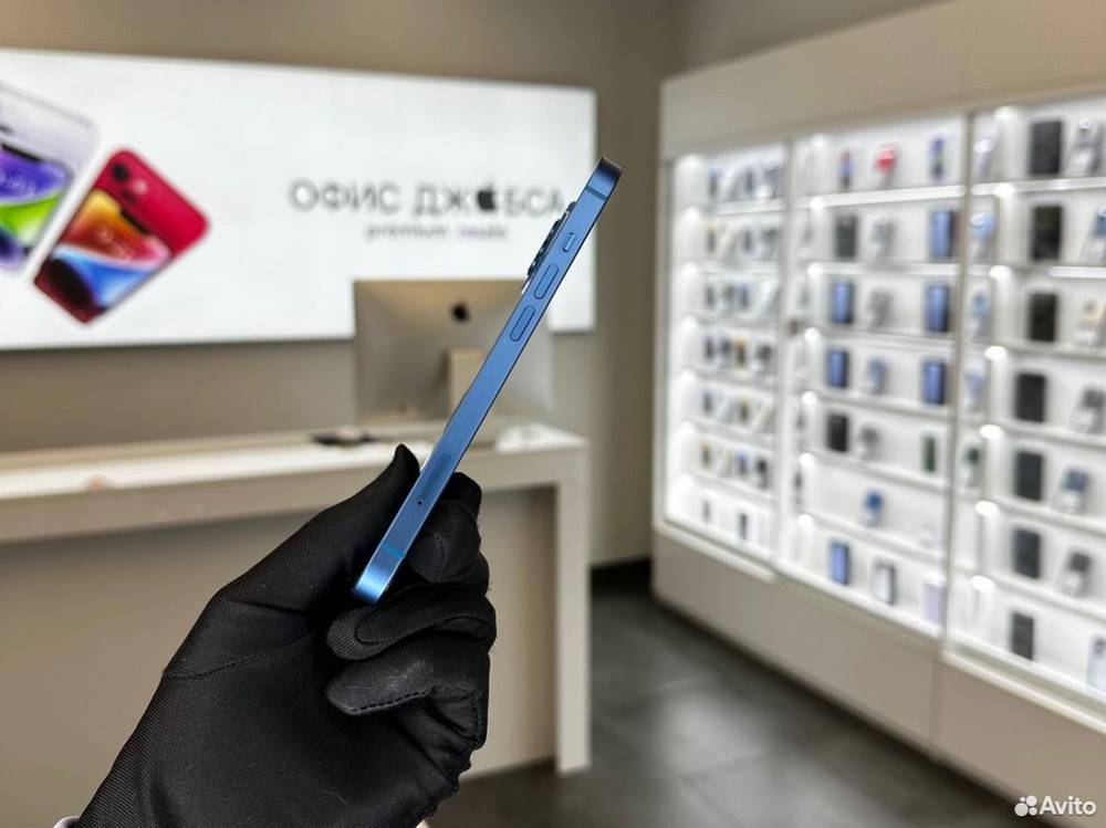 iPhone 13, 256 ГБ б/у