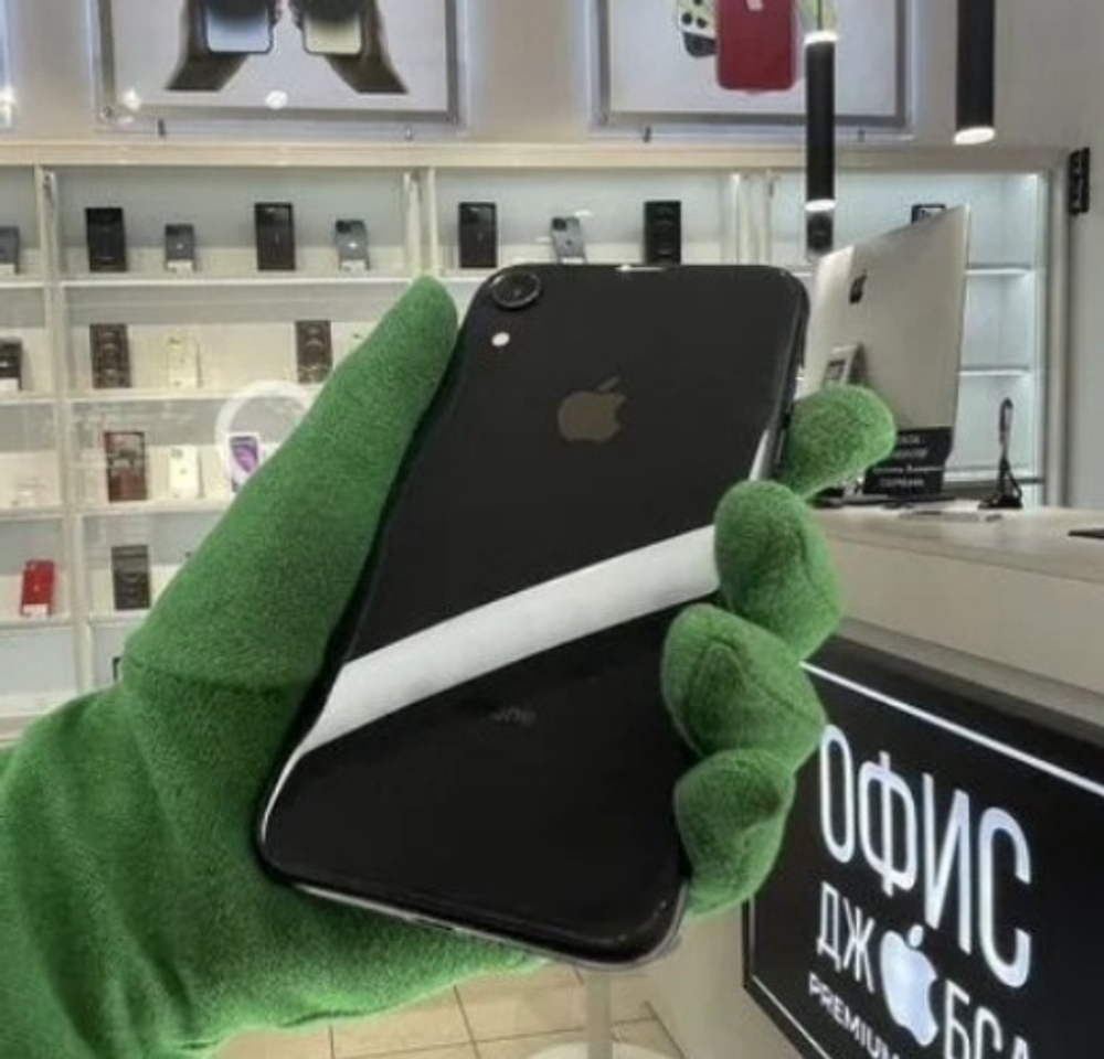 iPhone XR, 64 ГБ б/у
