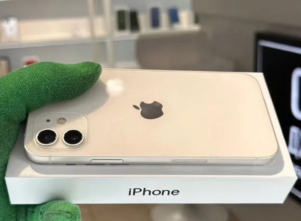 iPhone 12 64 ГБ б/у