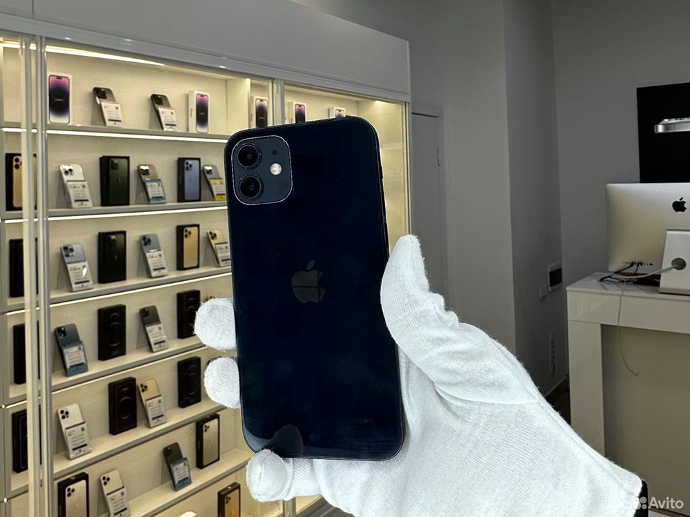 iPhone 12, 64 ГБ б/у