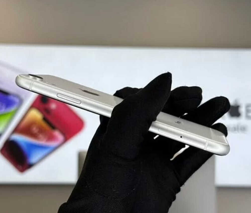 iPhone XR, 64 ГБ б/у