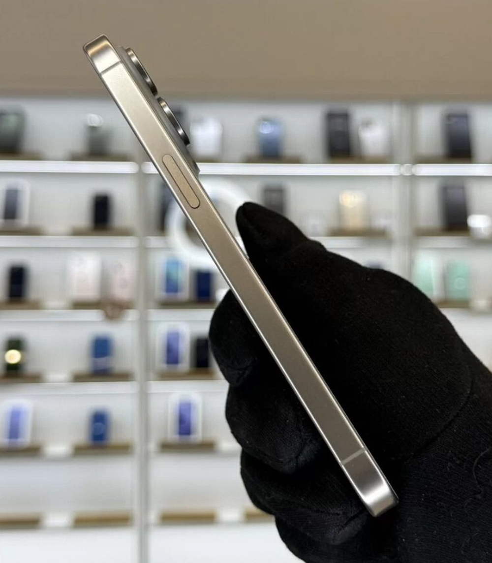 iPhone 16 Pro, 256 ГБ б/у