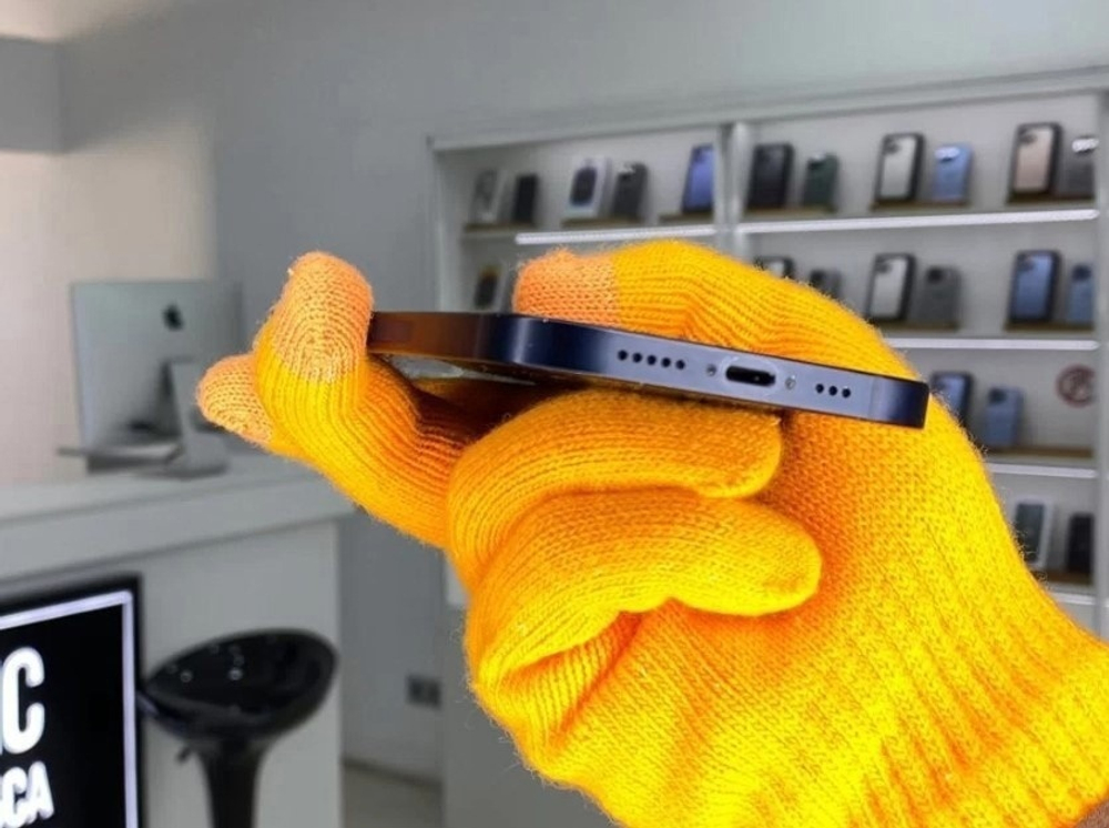 iPhone 12, 256 ГБ б/у