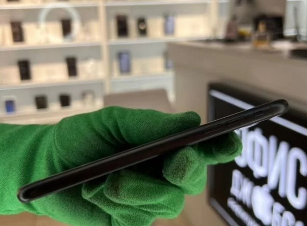 iPhone XR, 64 ГБ б/у