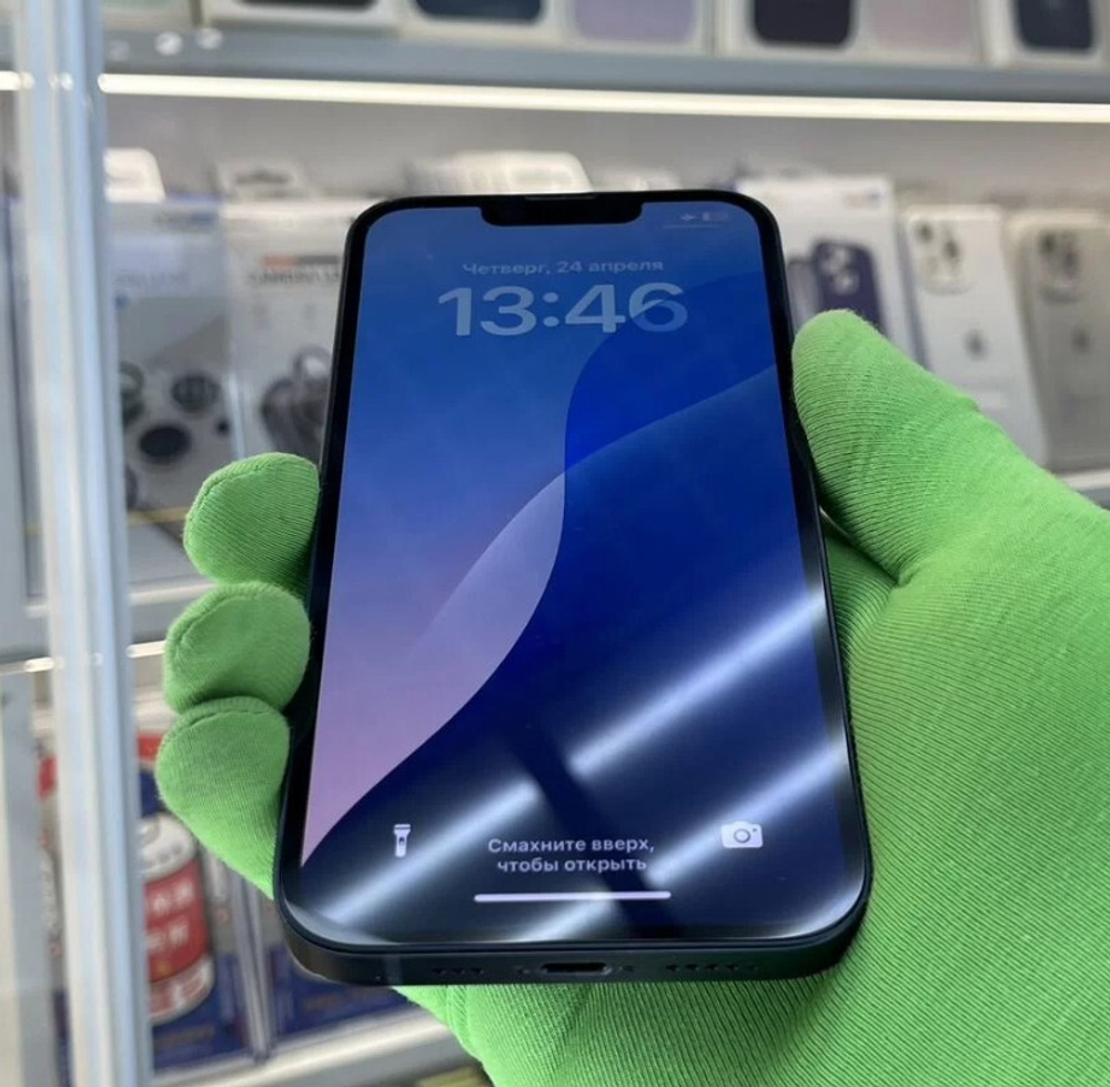 iPhone 13, 128 ГБ б/у