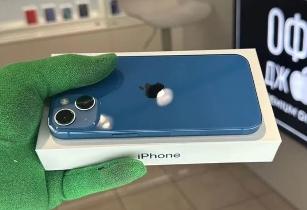 iPhone 13, 256 ГБ б/у