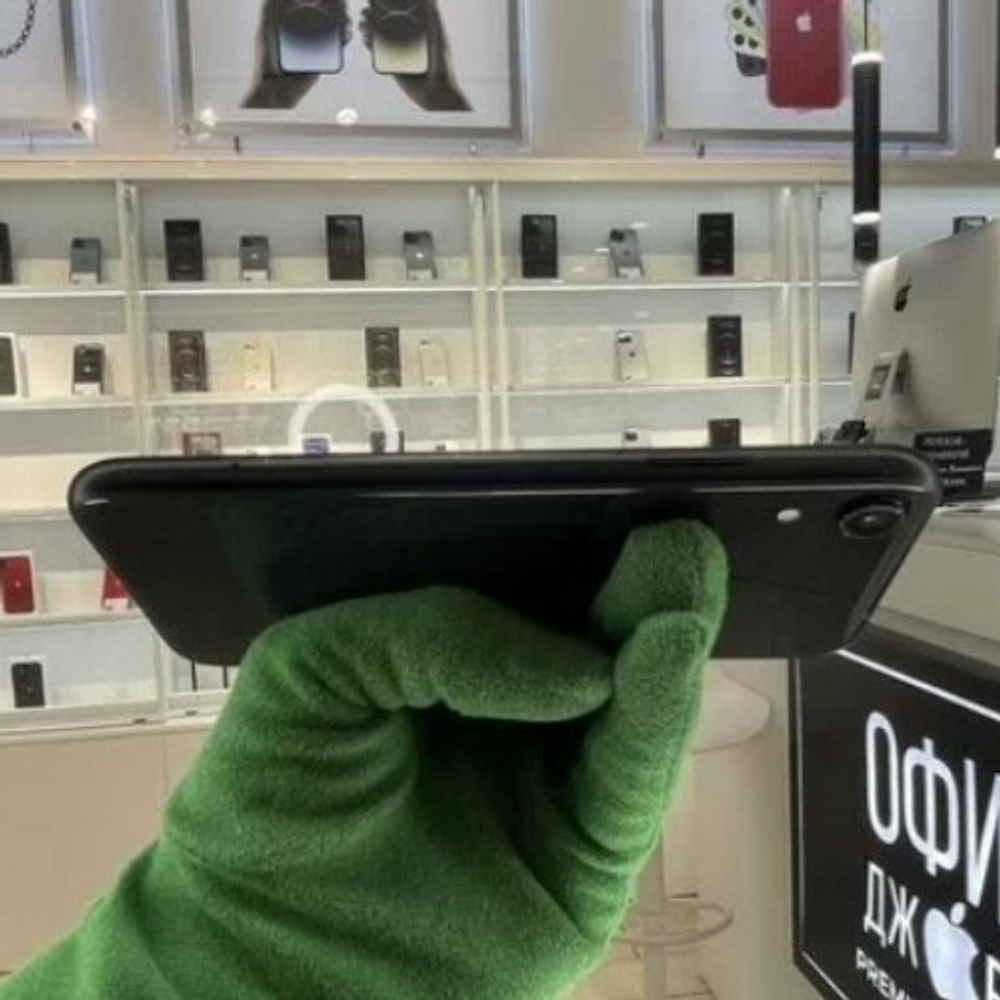 iPhone XR, 64 ГБ б/у