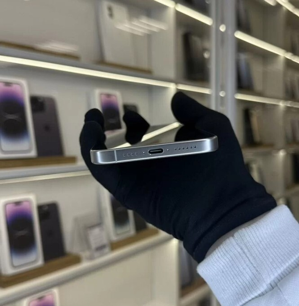 iPhone 15 Pro, 128 ГБ б/у