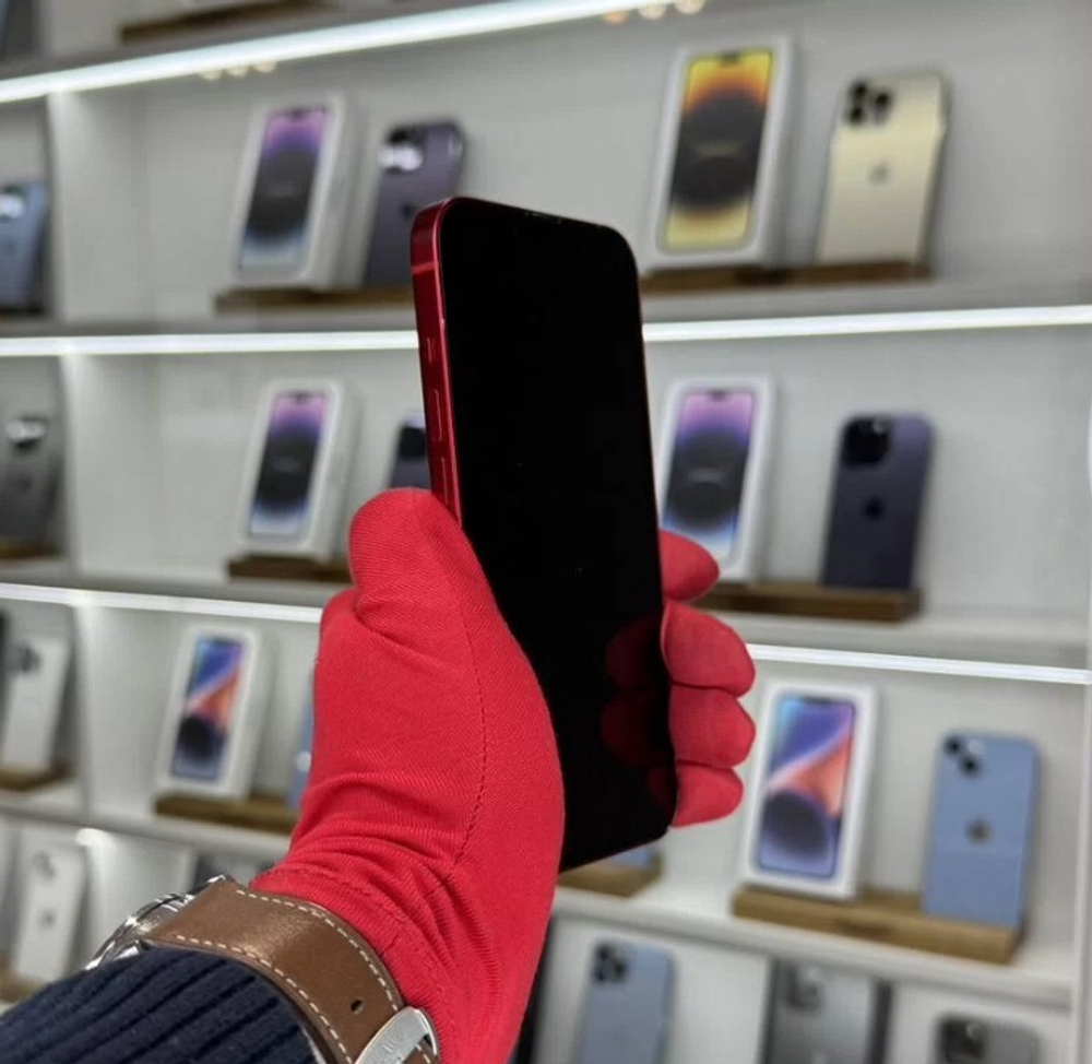 iPhone 13, 128 ГБ б/у