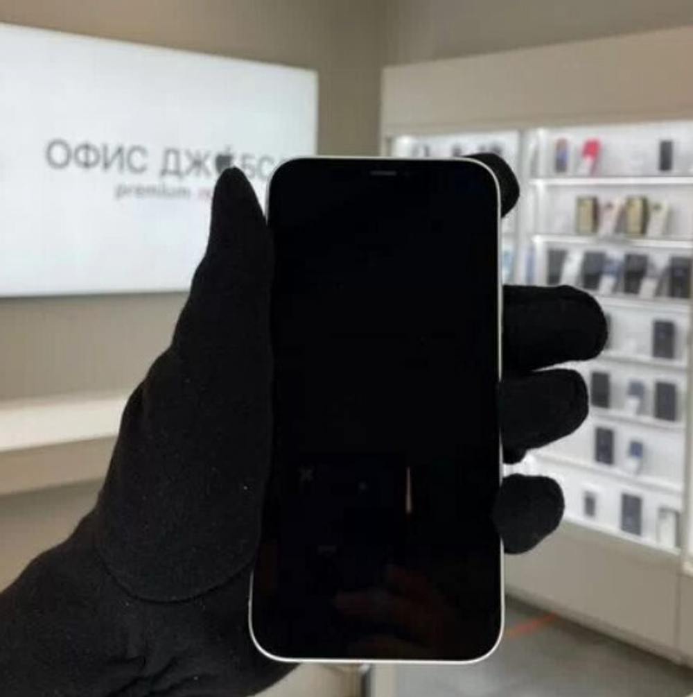 iPhone 12 64 ГБ б/у