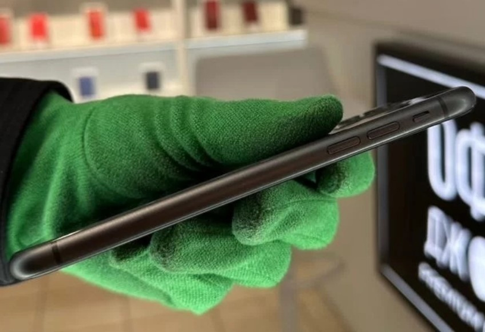iPhone 11 64 ГБ б/у