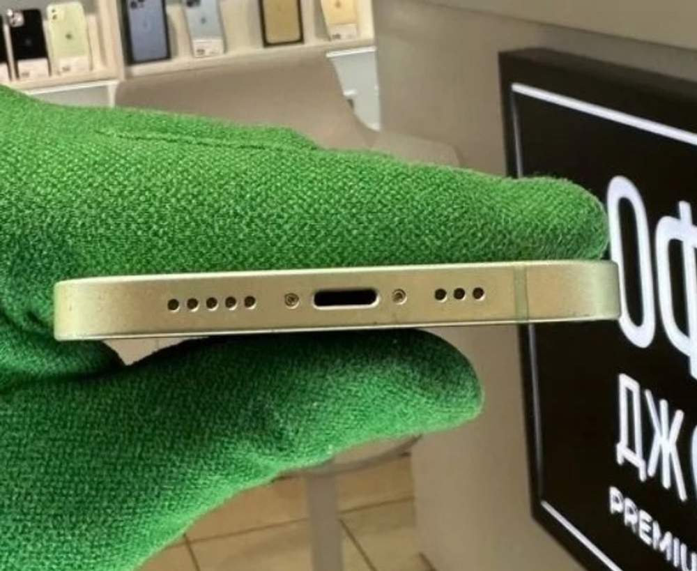 iPhone 12 64 ГБ б/у