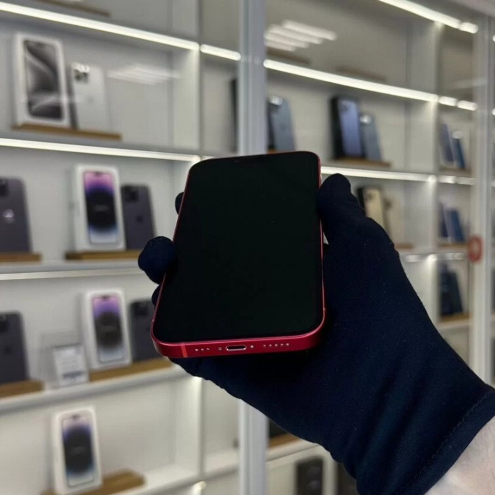 iPhone 13, 256 ГБ б/у