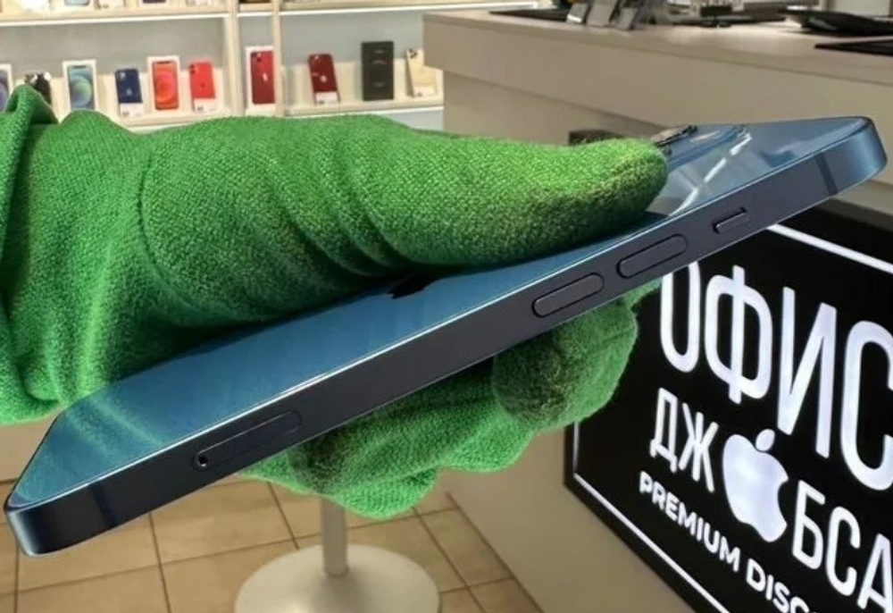 iPhone 13, 256 ГБ б/у