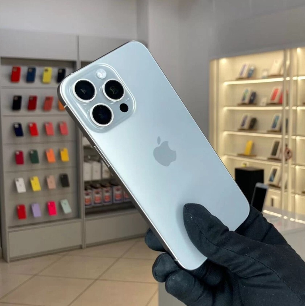 iPhone 15 Pro Max, 256 ГБ б/у