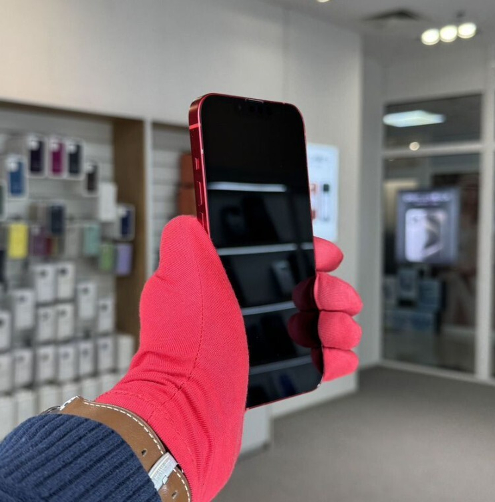 iPhone 13, 128 ГБ б/у