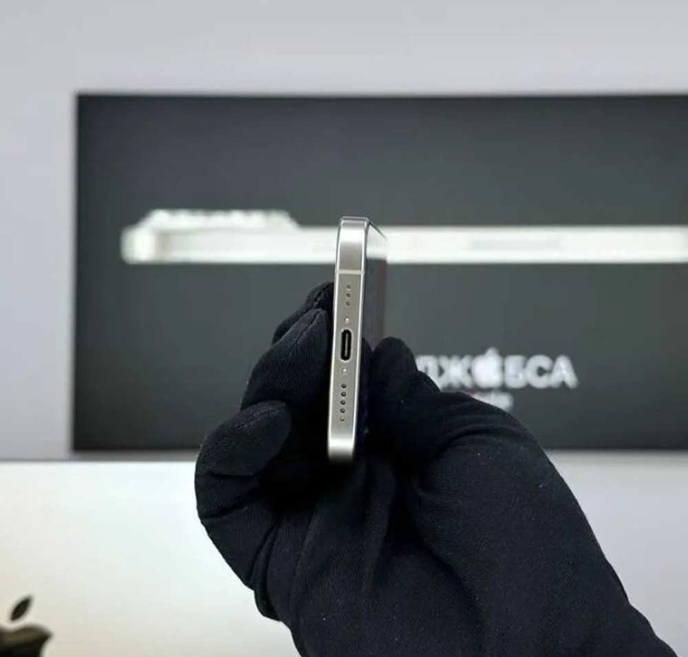 iPhone 15 Pro, 256 ГБ б/у