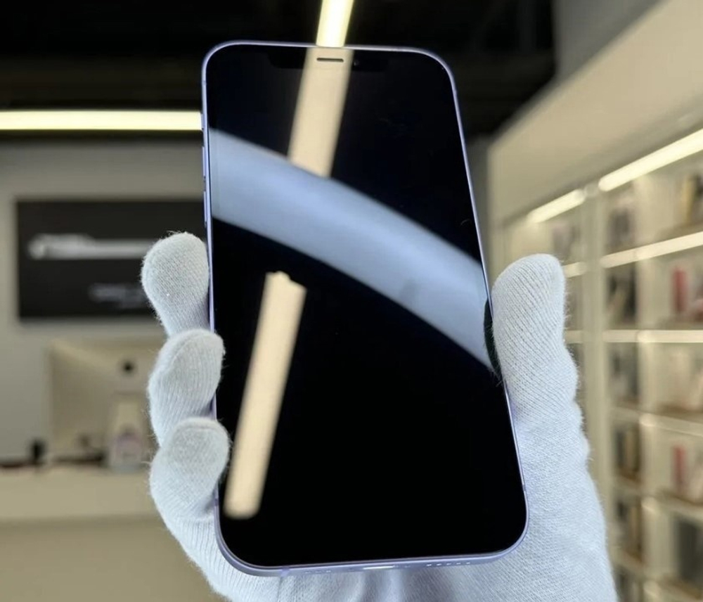 iPhone 12, 128 ГБ б/у