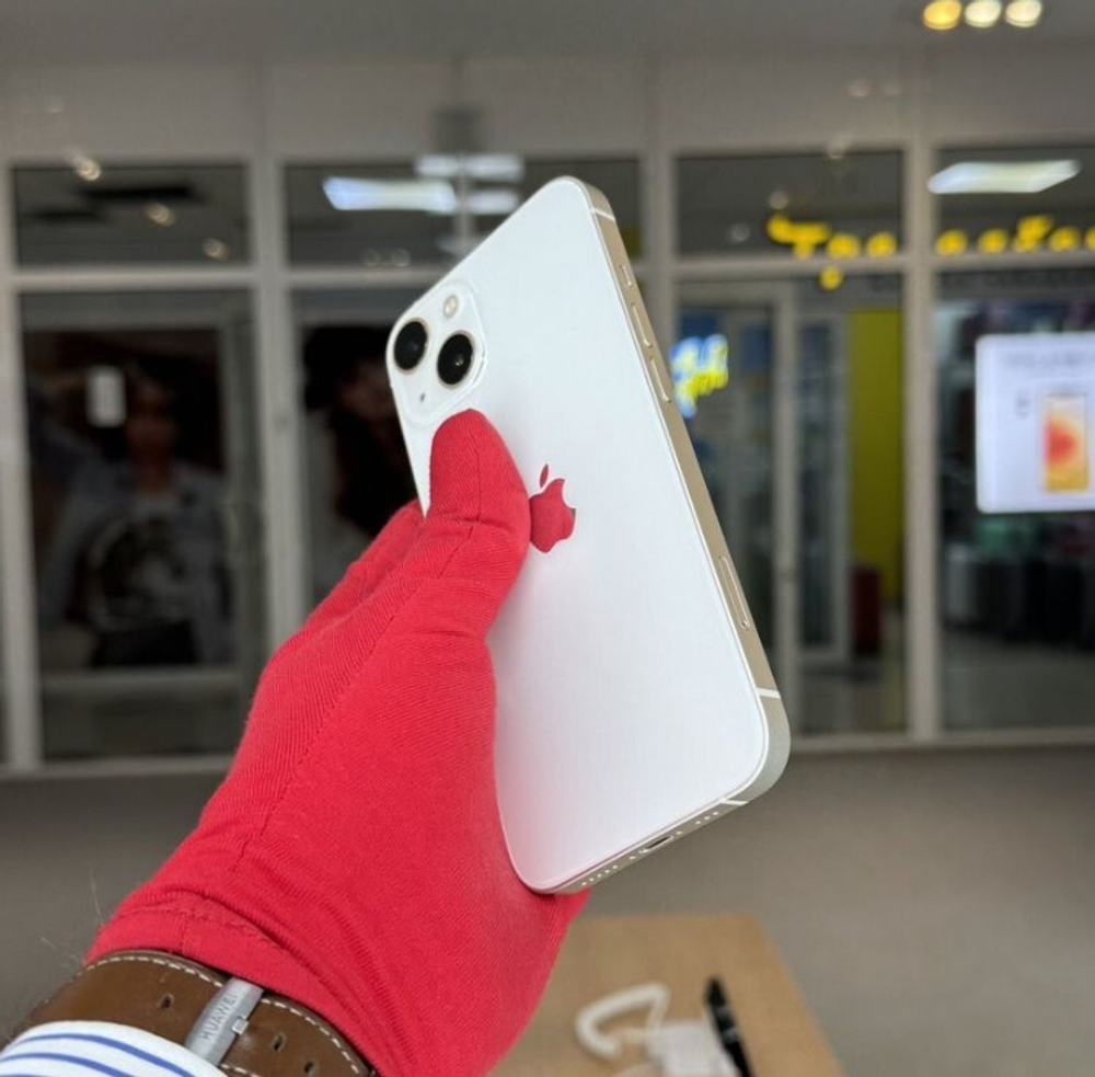 iPhone 13, 128 ГБ б/у