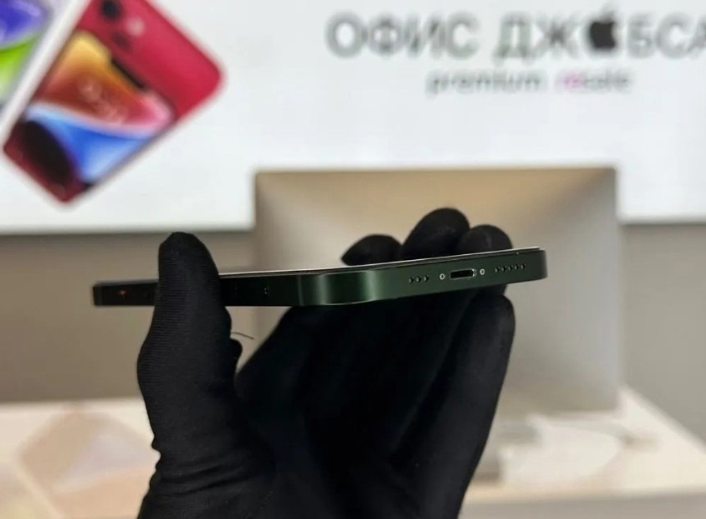 iPhone 13, 256 ГБ б/у