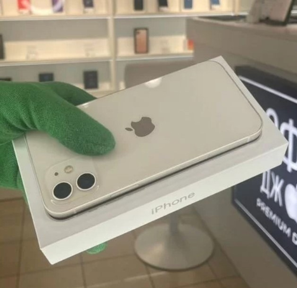 iPhone 12 64 ГБ б/у