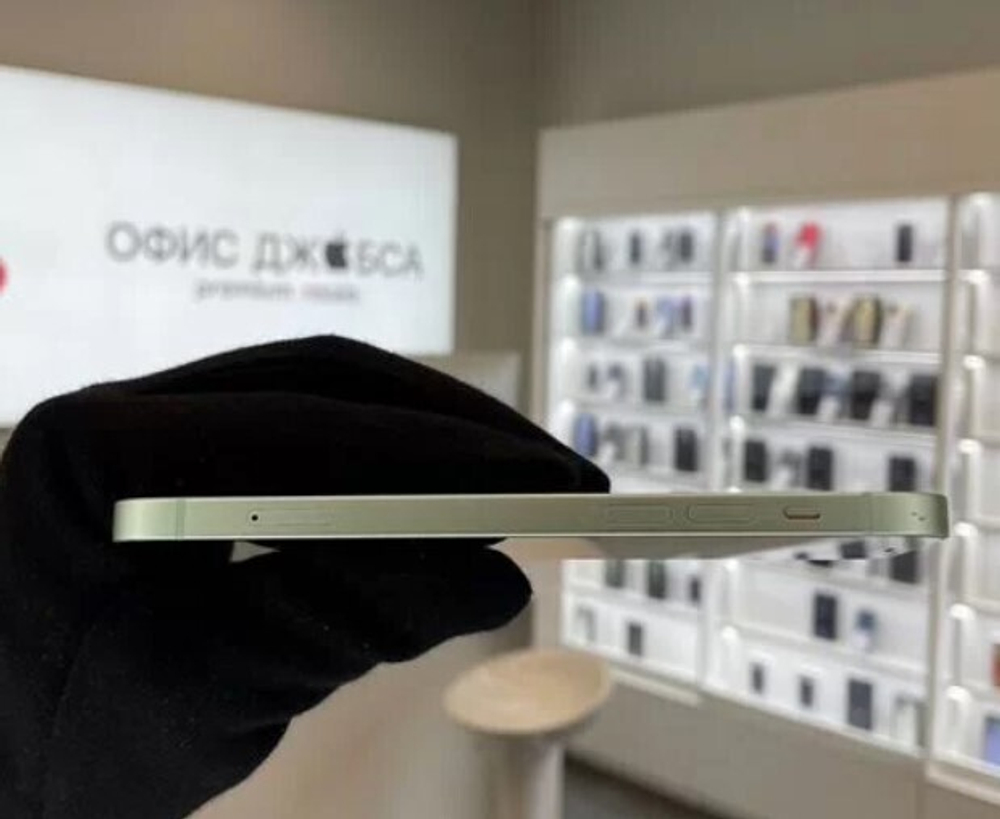 iPhone 12 64 ГБ б/у
