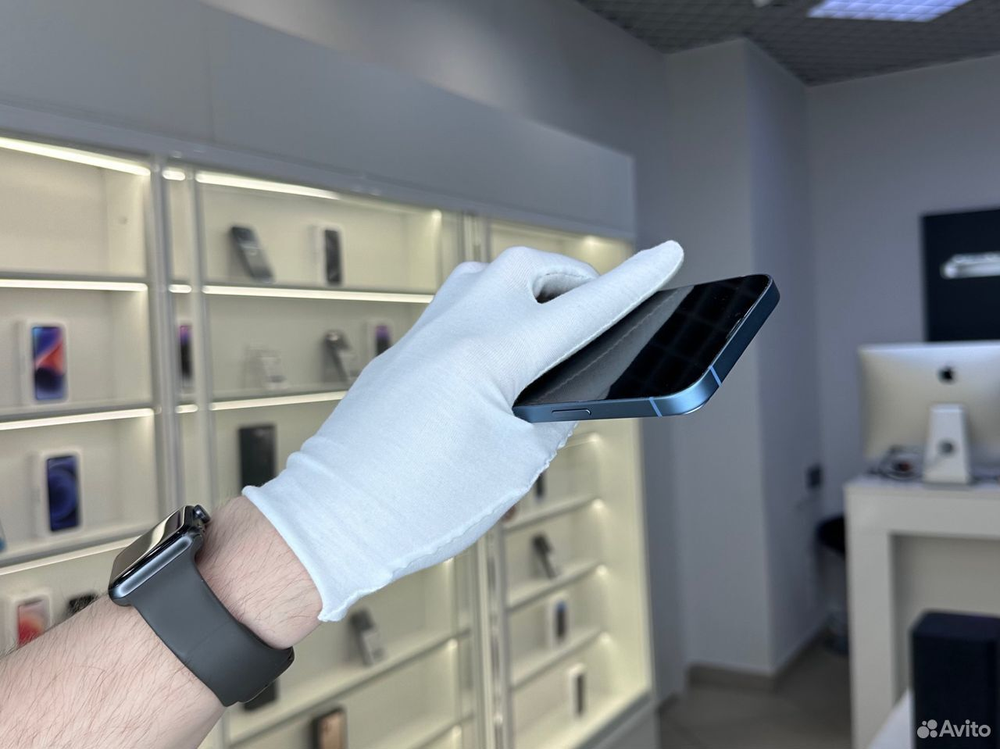 iPhone 14, 256 ГБ б/у