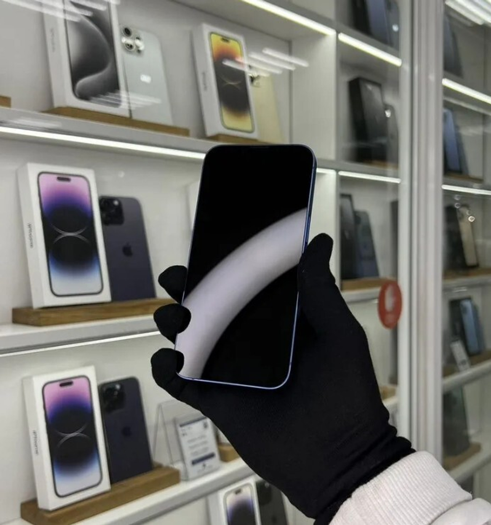 iPhone 13, 128 ГБ б/у