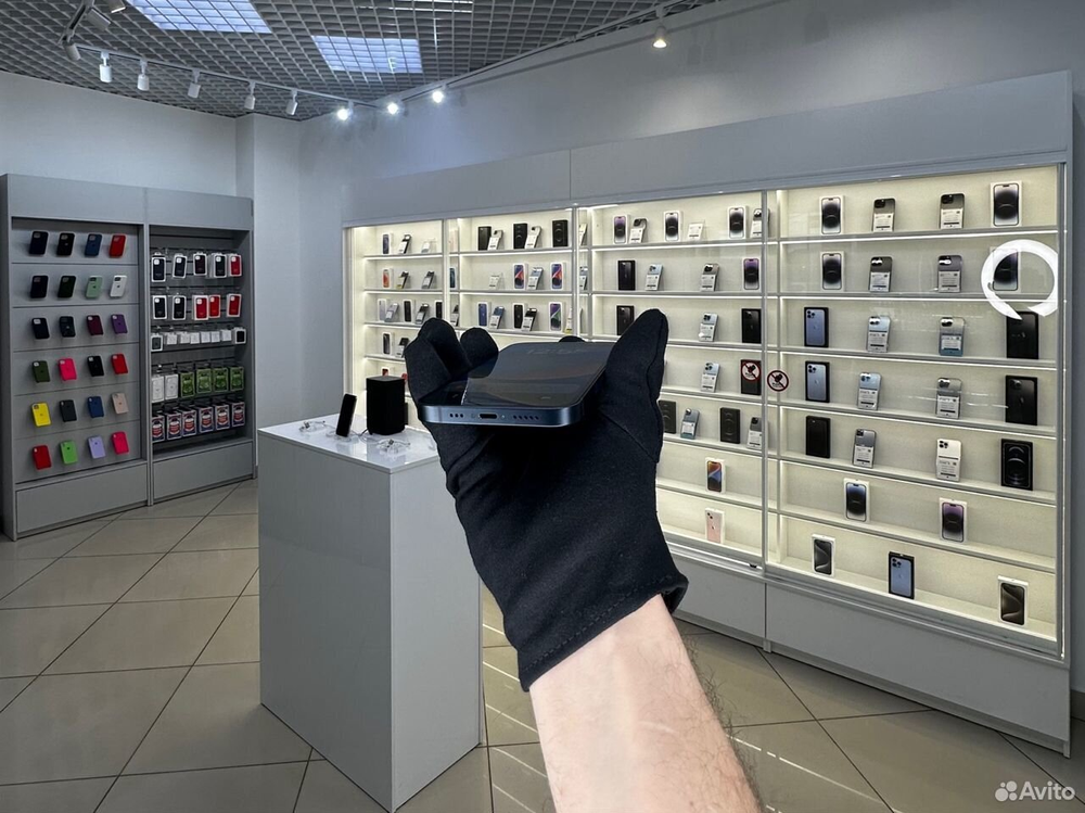 iPhone 14, 128 ГБ б/у