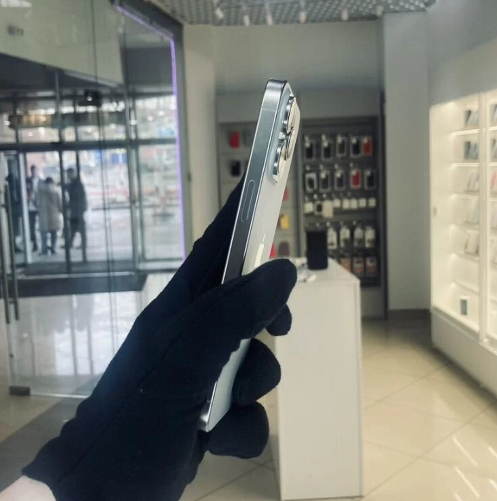 iPhone 15 Pro, 256 ГБ б/у