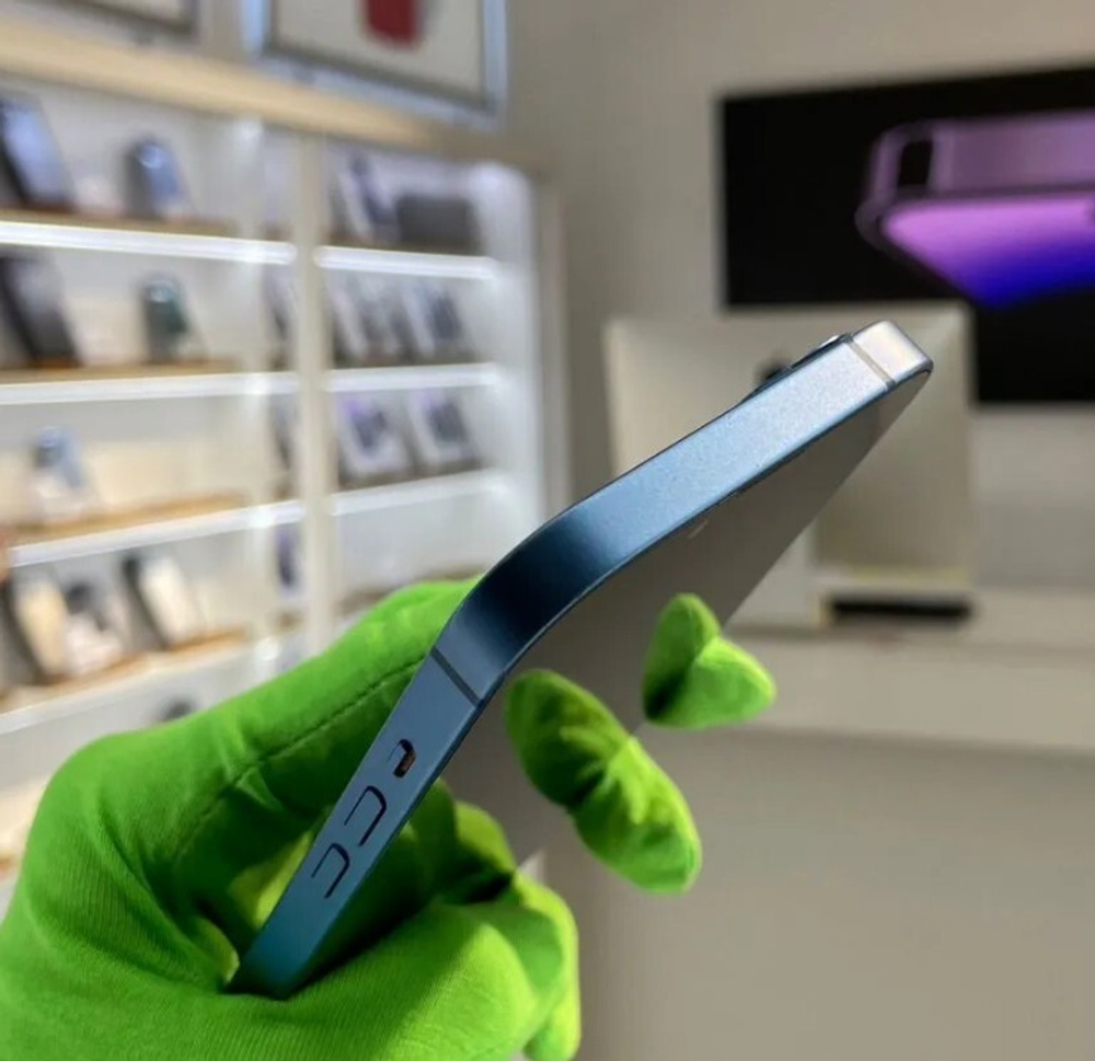 iPhone 13, 128 ГБ б/у