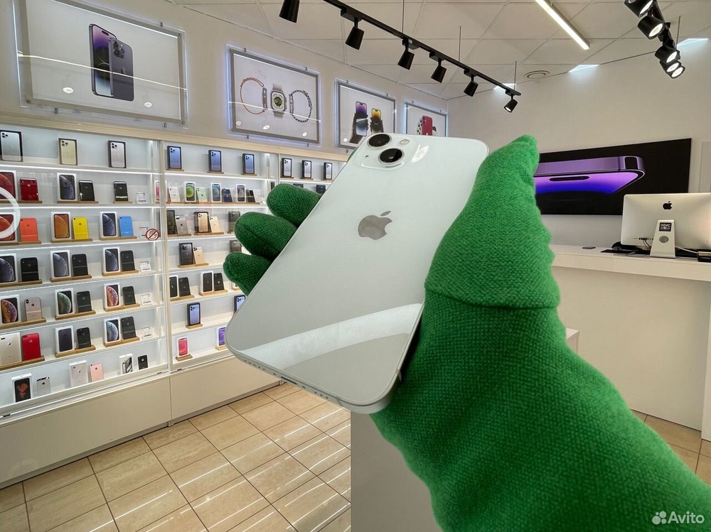 iPhone 13, 128 ГБ б/у