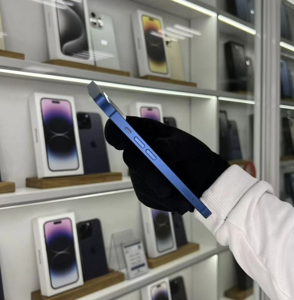 iPhone 13, 128 ГБ б/у