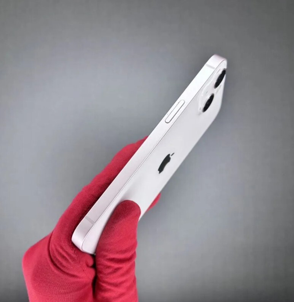 iPhone 13, 128 ГБ б/у